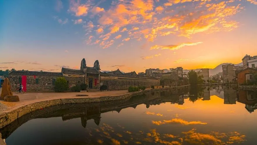 广州攻略宝科技有限公司是一家以‌本地生活服务‌为核心的科技企业
